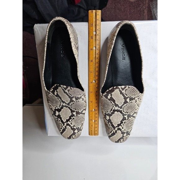 Vince Paz Snake Print Loafer flats. Leather 11?  Stylish. Comfort. - Picture 5 of 11